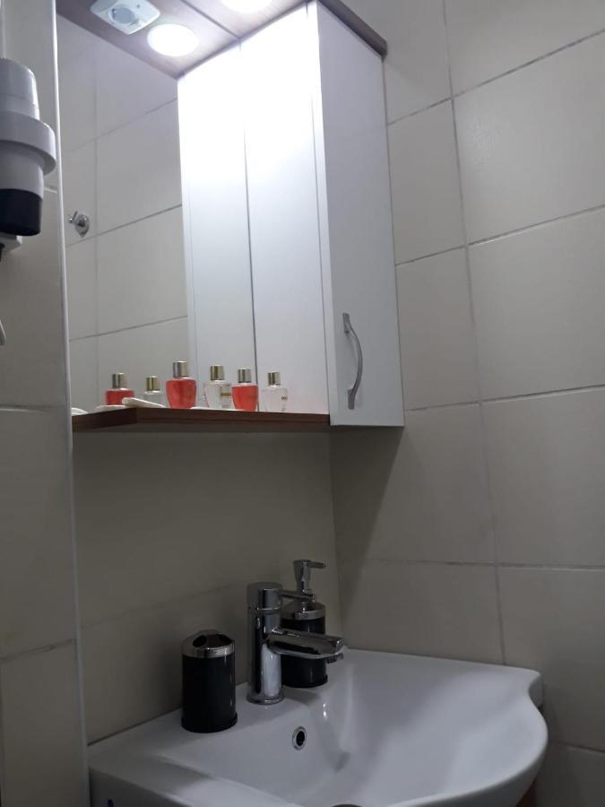 Taksim Pera Aparts Aparthotel Istanboel Buitenkant foto
